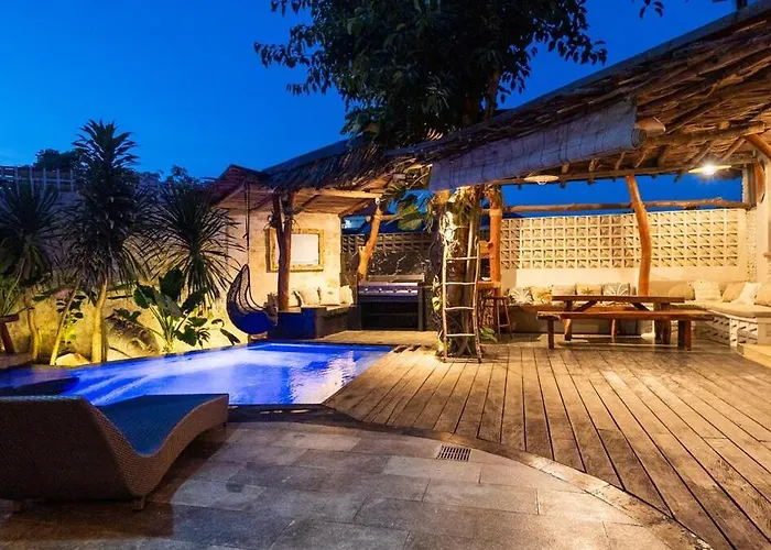Stylish Tropical 2 Bedroom- Pool And Sauna Holiday home